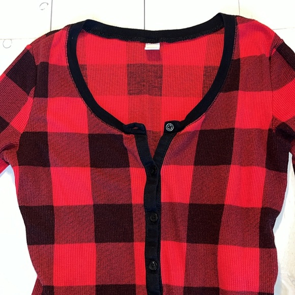 Old Navy Red & Black Buffalo Plaid Pajamas - Picture 3 of 4